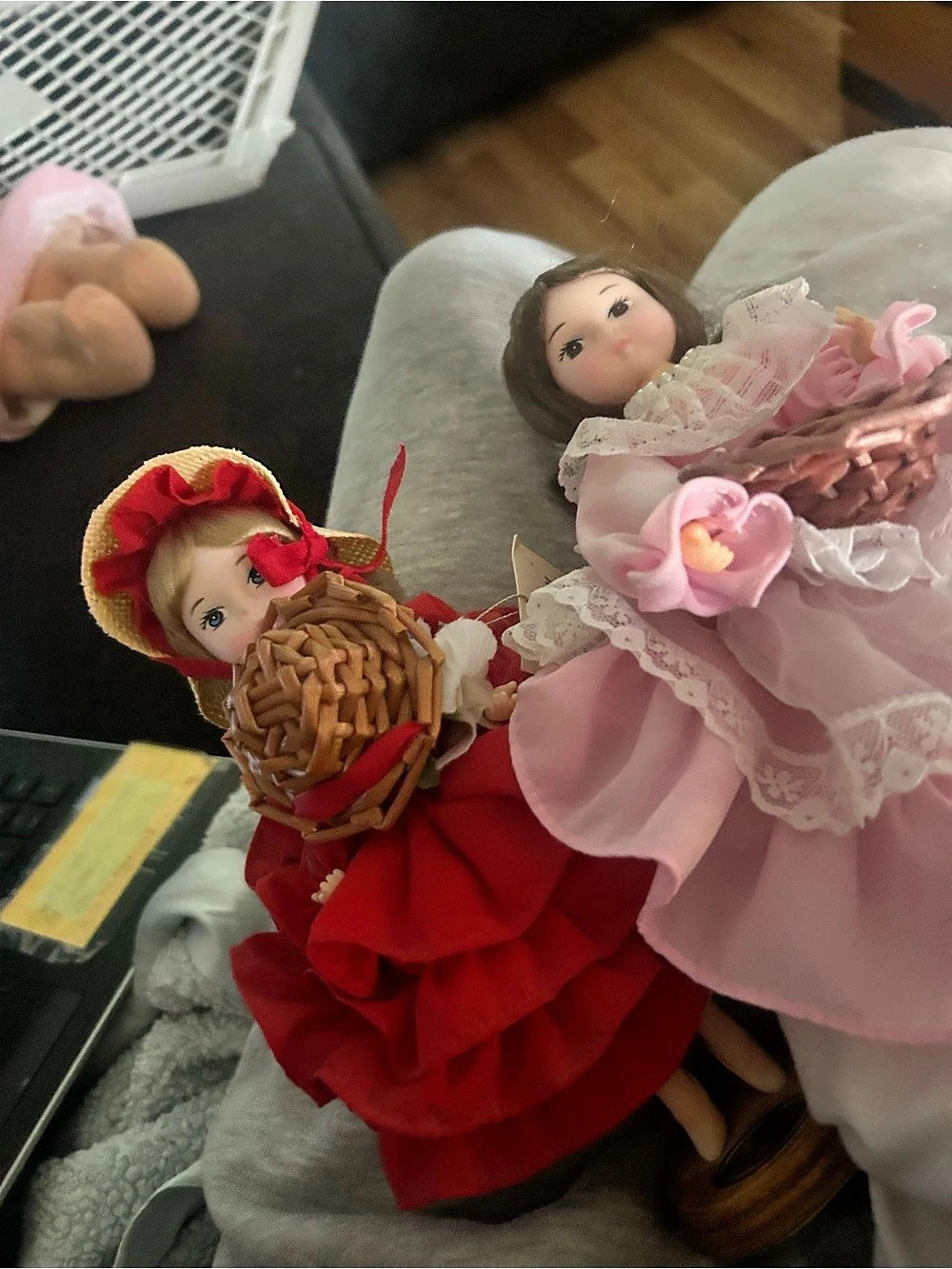 Danbury Mint Little Red Riding Hood Porcelain Doll (Fairy Tale Collection) Red &